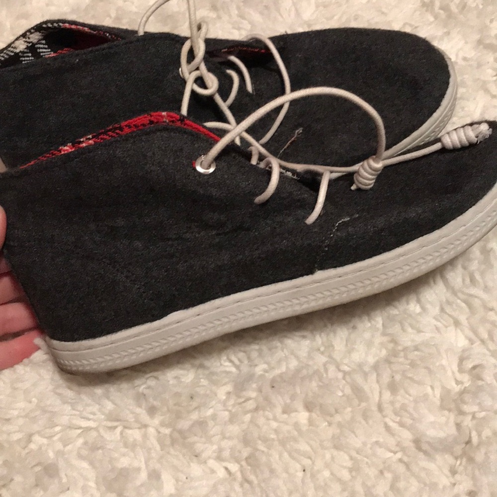 Cloth sneakers gray